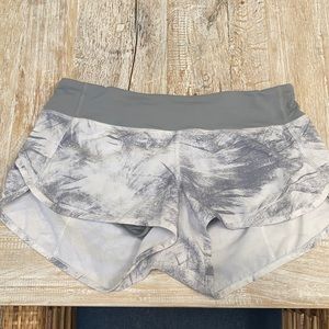 Lululemon low rise speed short